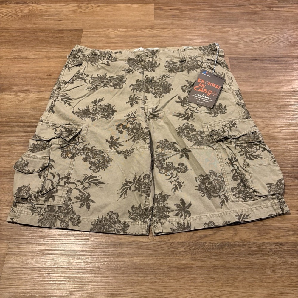 NWT Wonderwall Cargo Shorts Mens 36 Utility Tropical Floral Surf Skater Gorpcore